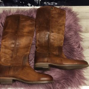 ❤️Frye Cognac Leather Boots❤️